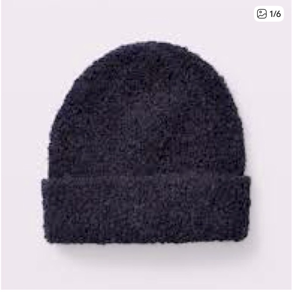 Like new Club Monaco Navy Wool Alpaca Blend Teddy Knit Beanie OS | Winter Hat